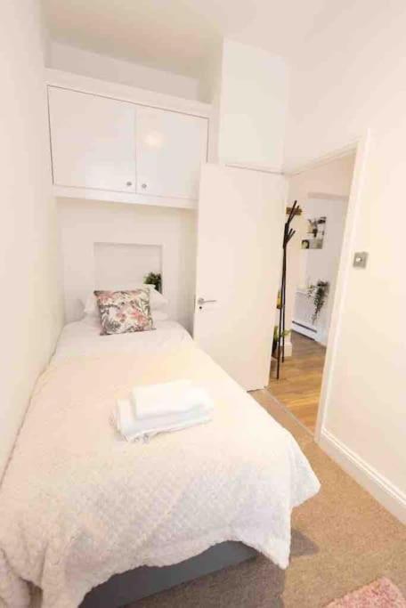 Lovely 2 Bedroom Apartment In Chelsea Sw3 Лондон Екстериор снимка