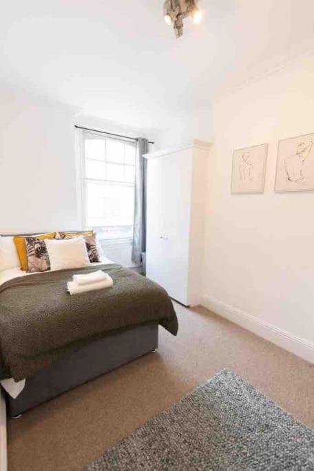Lovely 2 Bedroom Apartment In Chelsea Sw3 Лондон Екстериор снимка